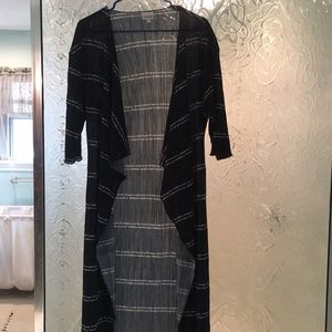 Lularoe Shirley kimono S small